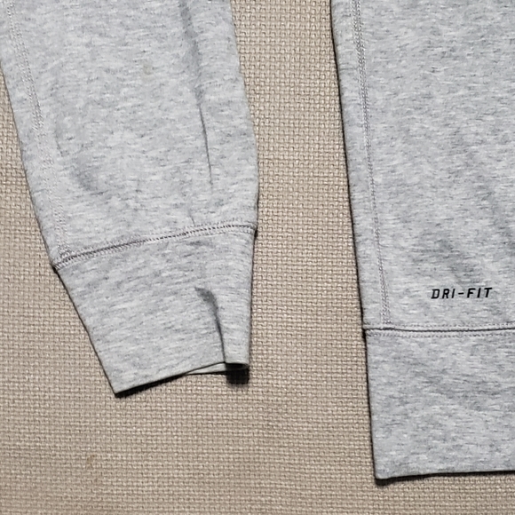 Nike Chicago Bears Off The Shoulder Woman's Long Sleeve  Shirt Gray Size Large - Picture 3 of 15